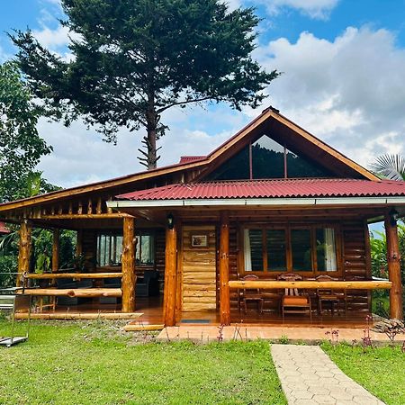 Hassinger Ranch Cabanas Oxapampa Ngoại thất bức ảnh